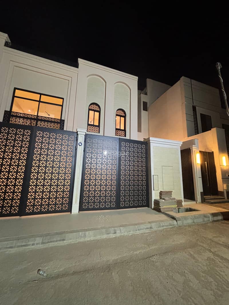 Townhouse for sale in Al-Saada neighborhood