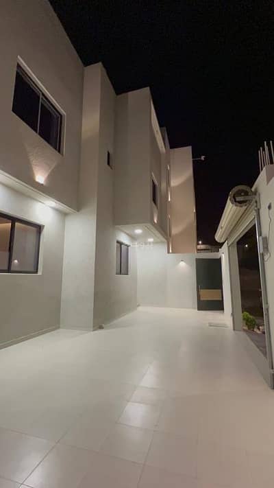 8 Bedroom Villa for Sale in Al Ghadir, Abha - Rooftop Alawi and ground floor apartment for sale in Abha - Al-Muhala - Al-Ghadir neighborhood