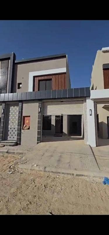 دور 5 غرف نوم للبيع في جنوب الرياض، الرياض - دور للبيع في عكاظ، جنوب الرياض