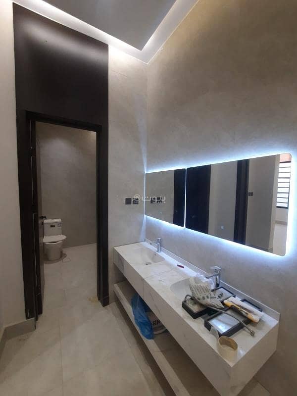 فيلا للبيع في العريجاء الغربى