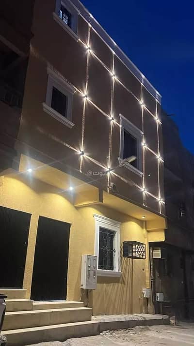 4 Bedroom Residential Building for Sale in Central Riyadh, Riyadh - Residential Building For Sale in Manfuhah, Riyadh