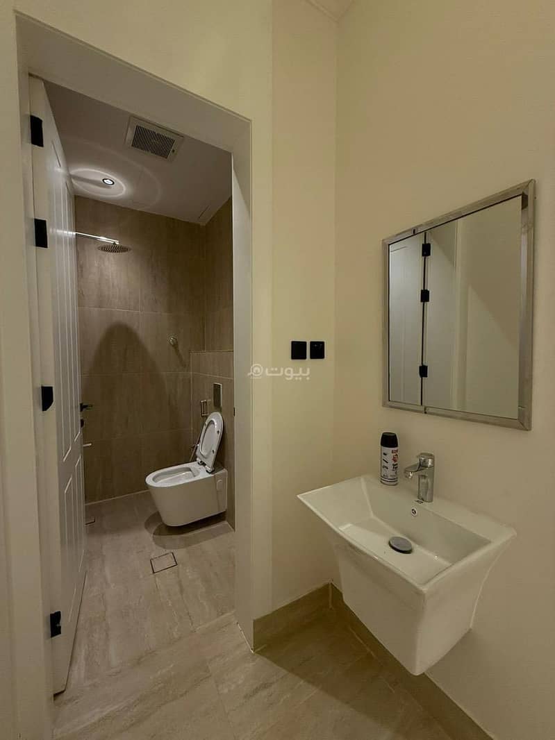 Luxury lip with a life of luxury Luxury lip with a life of luxury