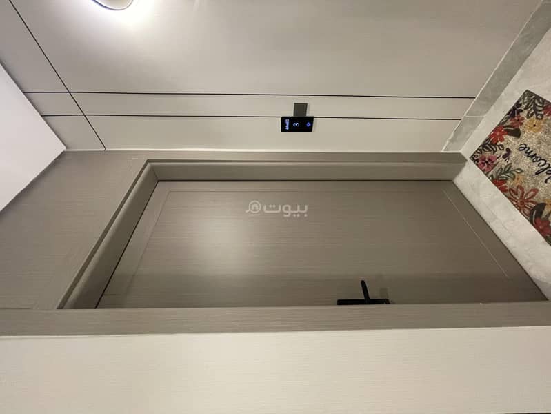 For rent, an apartment in Khobar in the Al Hamra neighborhood.