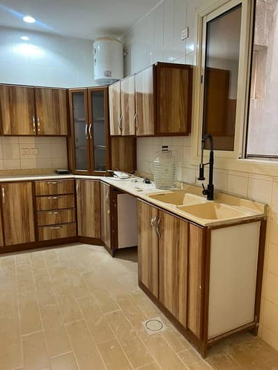 3 Bedroom Residential Building for Rent in North Riyadh, Riyadh - Apartment in Al Narjis neighborhood