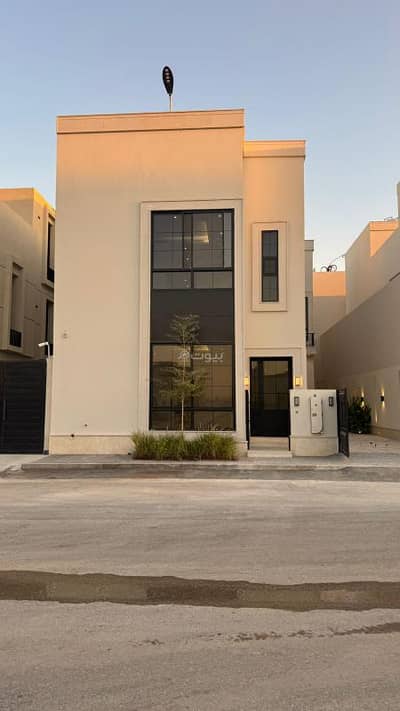 6 Bedroom Villa for Sale in West Riyadh, Riyadh - Villa for sale in Al Mahdiyah, Riyadh