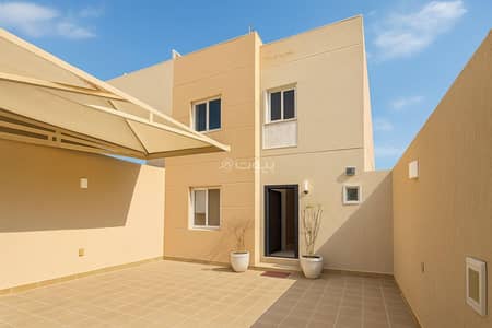 فیلا 4 غرف نوم للايجار في شمال الرياض، الرياض - فيلا للإيجار في مطار الملك خالد الدولي، شمال الرياض