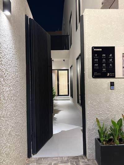 5 Bedroom Floor for Sale in North Riyadh, Riyadh - Residential Units for Sale in Al Narjis