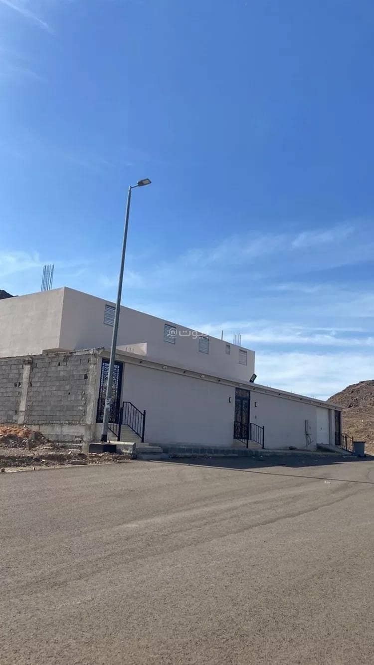 دور للبيع في شارع محبوب بن مسعود البصري, حي كتانة, مدينة المدينة المنورة, منطقة المدينة المنورة دور للبيع في شارع محبوب بن مسعود البصري, حي كتانة, مدينة المدينة المنورة, منطقة المدينة المنورة