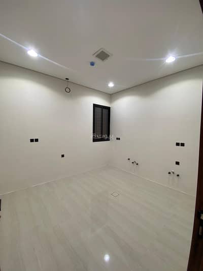 3 Bedroom Apartment for Sale in West Riyadh, Riyadh - A 3-bedroom apartment for sale in Al Hazm