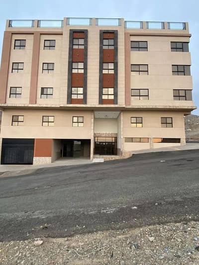 4 Bedroom Apartment for Sale in Al Nuzhah, Makkah - Apartment For Sale in Al Nuzhah, Makkah
