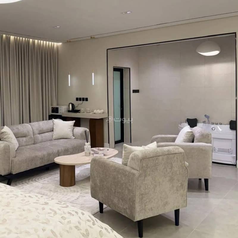 Royal suite with view and private jacuzzi