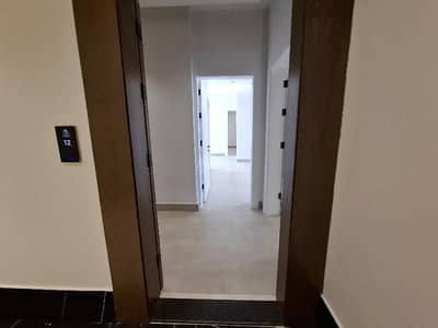 4 Bedroom Apartment for Sale in East Riyadh, Riyadh - Apartment in a residential apartments project in Al-Yarmouk neighborhood