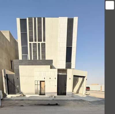 10 Bedroom Villa for Sale in East Riyadh, Riyadh - Villa For Sale in Al Janadriyah, Riyadh