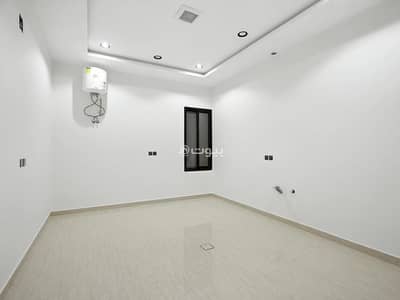 فیلا 4 غرف نوم للبيع في غرب الرياض، الرياض - فيلا للبيع في شارع الأمير عبدالرحمن بن سعود بن عبدالعزيز, حي طويق, مدينة الرياض, منطقة الرياض