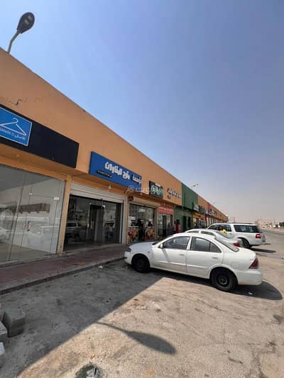 Showroom for Rent in North Riyadh, Riyadh - Showrooms for rent in Al-Arid neighborhood