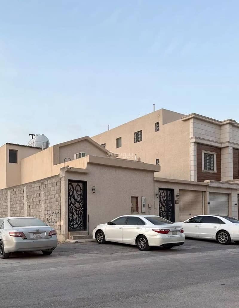 طابق للإيجار في حي البايان، الرياض