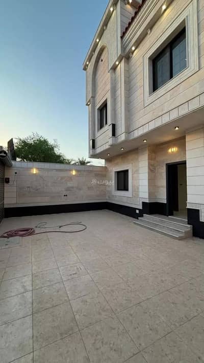 6 Bedroom Villa for Sale in Al Difa, Madina - Villa For Sale in Al Difa, Madina