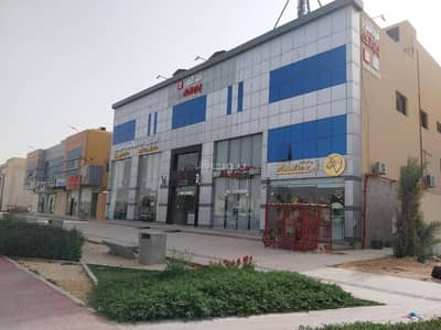 معرض  للايجار في شمال الرياض، الرياض - محل للإيجار في طريق الامير محمد بن سعد بن عبد العزيز, حي الملقا, مدينة الرياض, منطقة الرياض