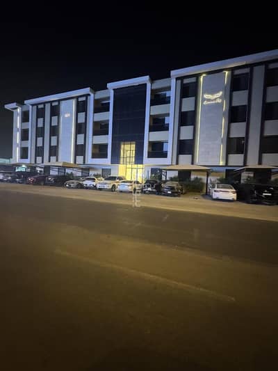 3 Bedroom Apartment for Rent in East Riyadh, Riyadh - 3-bedroom apartment for rent in Al Hamra