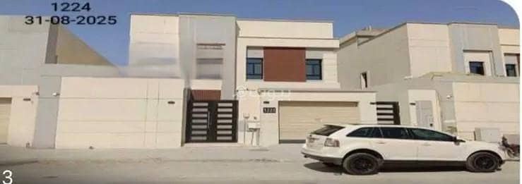 5 Bedroom Villa for Sale in East Riyadh, Riyadh - Villa For Sale in Al Janadriyah, Riyadh