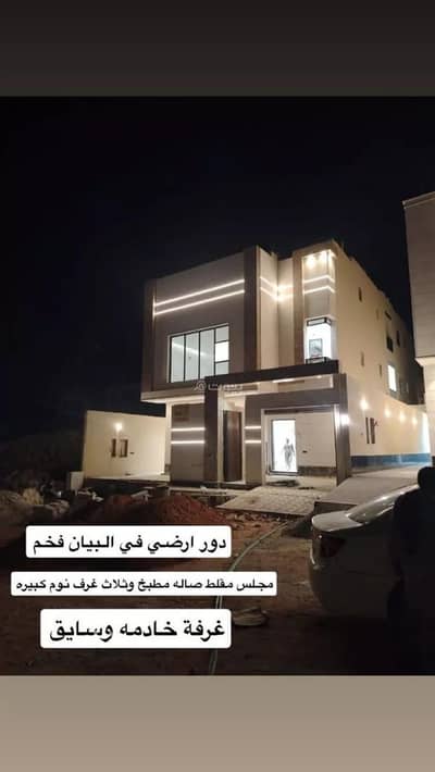 دور 3 غرف نوم للبيع في شرق الرياض، الرياض - طابق للبيع في حي الباين، الرياض