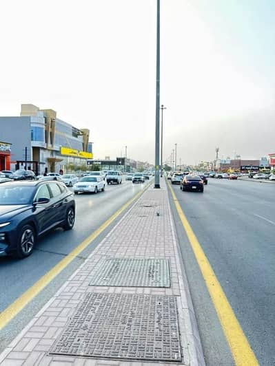 Showroom for Rent in East Riyadh, Riyadh - Exhibition Building For Rent in Ishbiliyah, Riyadh