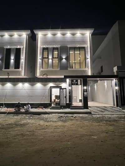 9 Bedroom Villa for Sale in North Jeddah, Jeddah - Villa in North Jeddah，Al Rahmanyah 9 bedrooms 1750000 SAR - 87830599