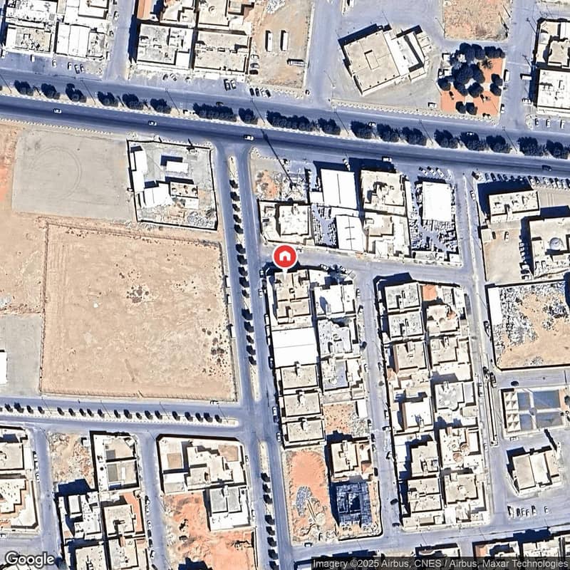 Villa For Sale in Ghirnatah District, Al Muzahimiyah Riyadh Region