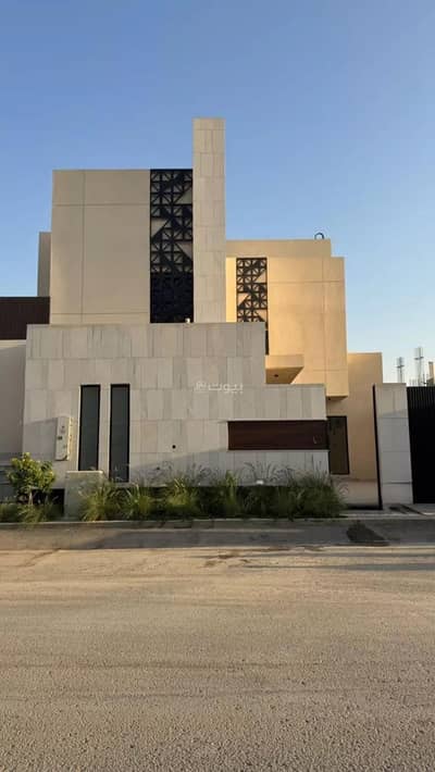 5 Bedroom Villa for Sale in West Riyadh, Riyadh - Villa For Sale in Al Mahdiyah, Riyadh