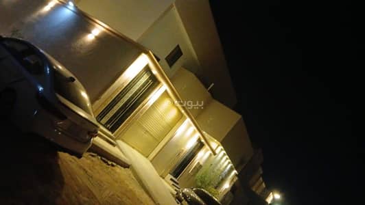4 Bedroom Villa for Sale in Agruba, Al Jubaylah - For sale: a villa + 3 apartments. Location: Al Jubailah, Riyadh.
