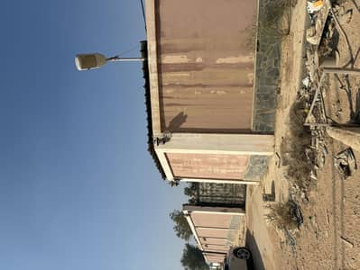 استراحة 1 غرفة نوم للبيع في قريه ديراب - استراحة 2000 متر شارعين ديراب