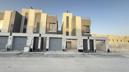 3 Bedroom Floor for Sale in West Riyadh, Riyadh - Ground floor for sale in Diyarab neighborhood, Riyadh