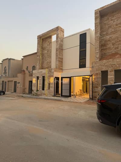 7 Bedroom Villa for Sale in West Riyadh, Riyadh - 7 Bedroom Villa For Sale in Al Mahdiah, Riyadh