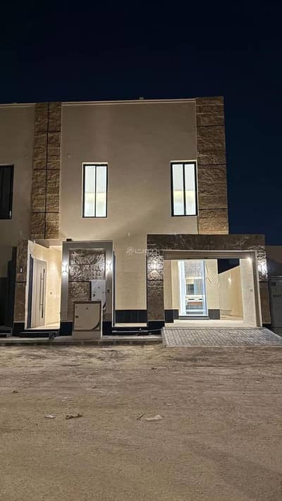 6 Bedroom Villa for Sale in East Riyadh, Riyadh - Villa For Sale in Al Janadriyah, Riyadh