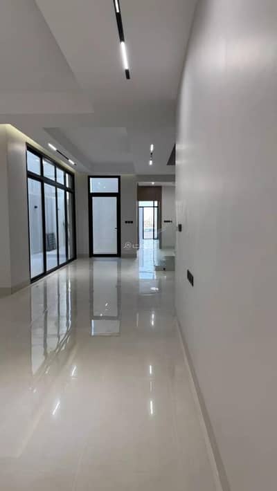 6 Bedroom Villa for Sale in West Riyadh, Riyadh - Villa For Sale in Al Mahdiyah, Riyadh