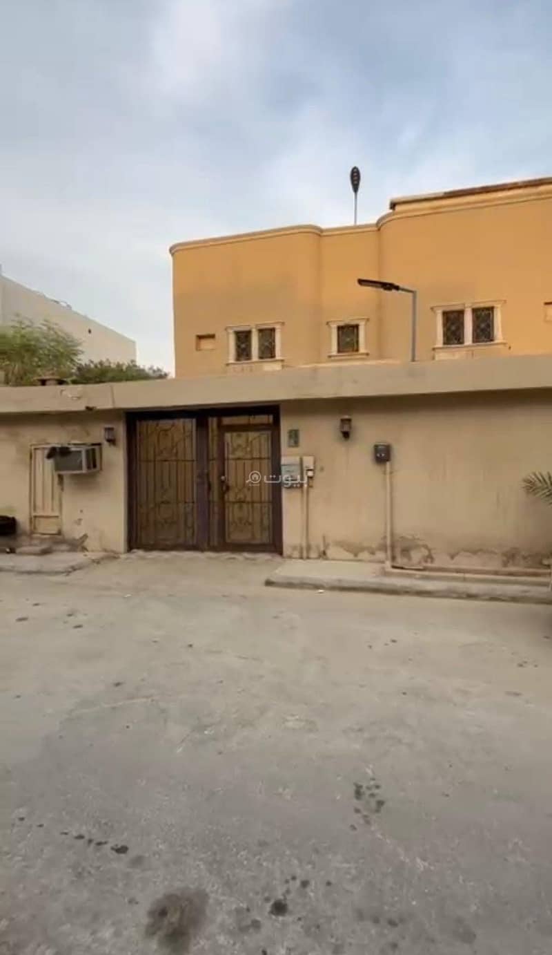 فلة للبيع حي الوادي