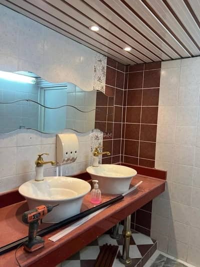 فلیٹ 3 غرف نوم للايجار في شرق الرياض، الرياض - شقة للإيجار في شارع شعب الحويط, حي الجزيرة, مدينة الرياض