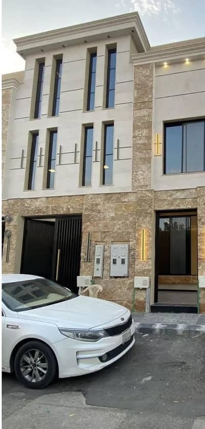 4 Bedroom Floor for Sale in East Riyadh, Riyadh - Floor For Sale in Neptune, Riyadh