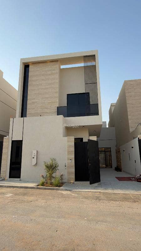 فيلا للبيع في المهدية، غرب الرياض