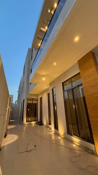 4 Bedroom Villa for Sale in West Riyadh, Riyadh - A 200 m villa in Al Mahdiah, Riyadh