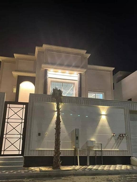 10 Bedroom Villa For Sale in Al Faisaliah, Dammam