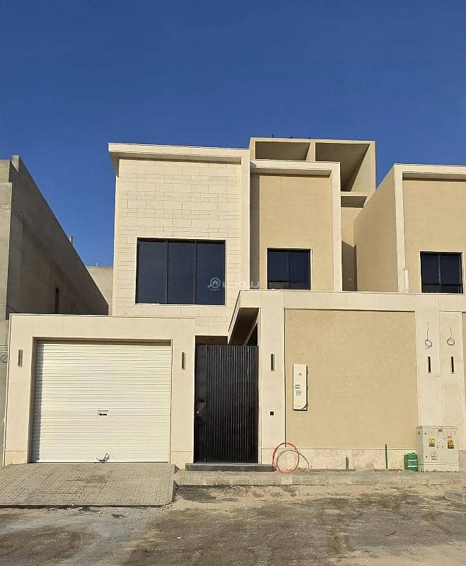 فيلا للبيع في عقربا، الجبيلة فيلا للبيع في عقربا، الجبيلة