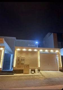 فیلا 4 غرف نوم للبيع في شرق الرياض، الرياض - فيلا للبيع في الجنادرية، الرياض