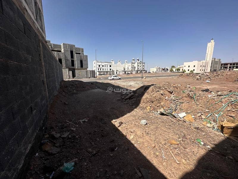 Land for rent on Rafi ibn Saad Al-Ansari Street, Al-Sad neighborhood, Medina city, Al-Madina region
