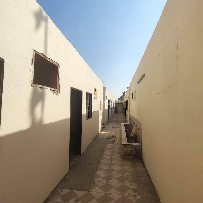 For rent, a residential complex for workers at the price of (190,000) annually, Al-Rimal neighborhood – Offer number 1471 For rent, a residential complex for workers at the price of (190,000) annually, Al-Rimal neighborhood – Offer number 1471