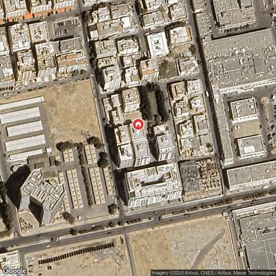 4 Bedroom Apartment for Sale in Central Jeddah, Jeddah - A luxurious apartment with a distinctive design in the Al Hamra neighborhood.