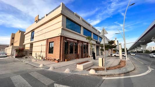 مكتب  للايجار في شرق الرياض، الرياض - مكتب تجاري للإيجار في شارع ابي جعفر المنصور, حي الشهداء, مدينة الرياض, منطقة الرياض