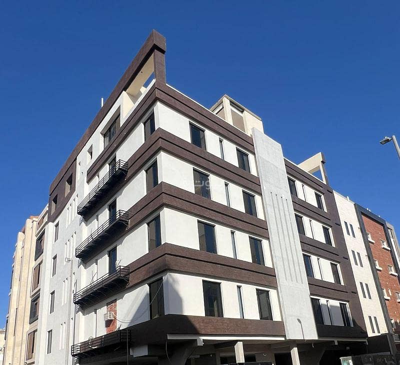 4-room apartment in Al Rawdah neighborhood, newly ready for occupancy, immediate vacancy on two streets. 4-room apartment in Al Rawdah neighborhood, newly ready for occupancy, immediate vacancy on two streets.