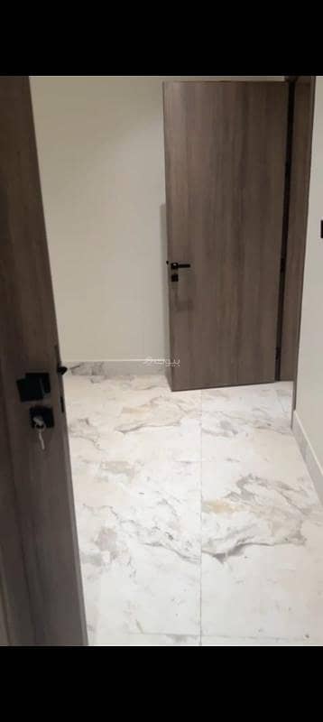 شقة 3 غرف نوم للايجار في الحمراء، الخبر - شقة مكونة من 3 غرف نوم للإيجار في الحمراء، الخبر