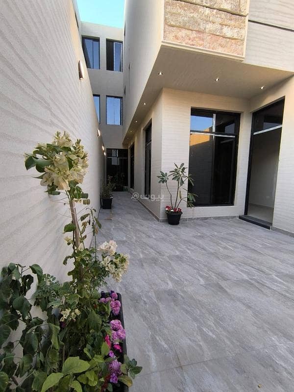 3 Bedroom Floor For Sale in Qurtubah, Riyadh 3 Bedroom Floor For Sale in Qurtubah, Riyadh